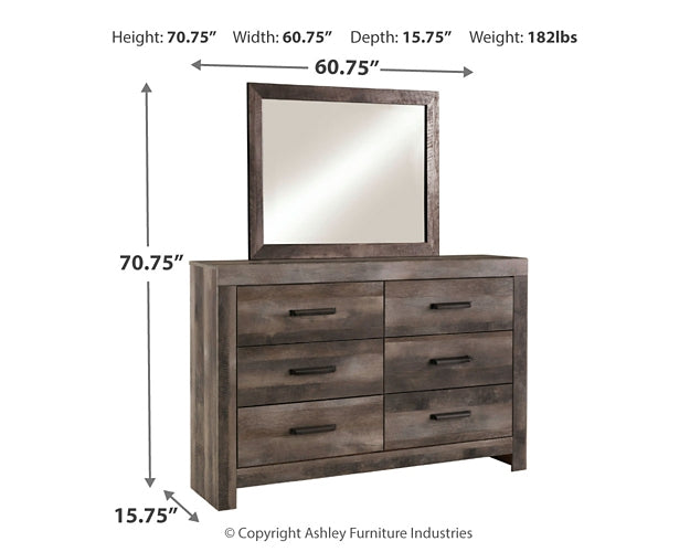 Wynnlow King Crossbuck Panel Bed with Mirrored Dresser